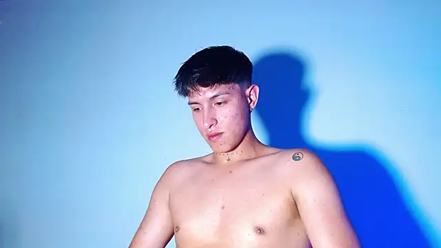 rowanbigboy23 online show from 02.08.26