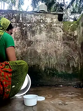 Snapshot of gulapi-gulistan180 chatting on 09.10.25 gulapi-gulistan180 online show from 09.10.25