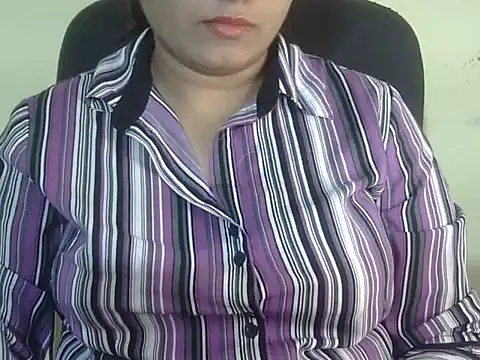 Aanya Hazel online show from 11.01.25