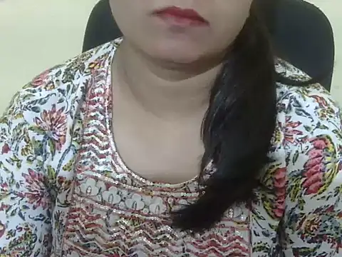 Snapshot of Aanya_Hazel chatting on 12.02.25 Aanya Hazel online show from 12.02.25