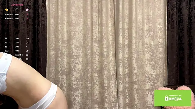 lady linaa online show from 10.08.25