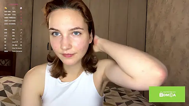 lady linaa online show from 10.18.25