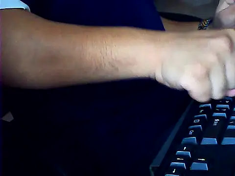 hotboydon2495 online show from 10.14.25