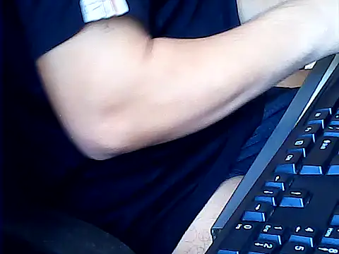 hotboydon2495 online show from 10.28.25