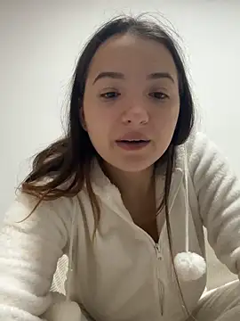 MissMay online show from 10.03.25