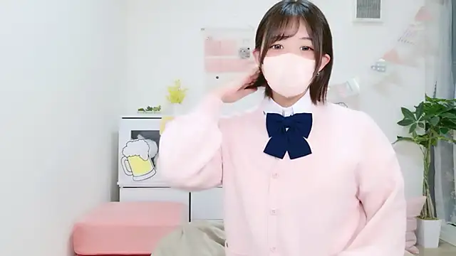 Snapshot of Hinata_Sun chatting on 09.23.25 Hinata Sun online show from 09.23.25