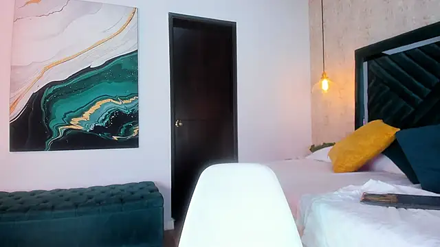 Sofi Moreno online show from 04.04.26