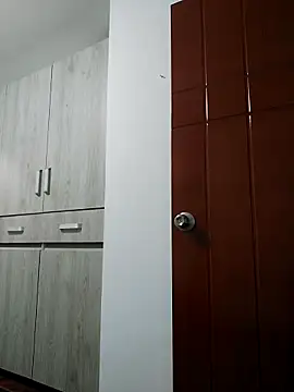 mia mancinii online show from 03.07.26