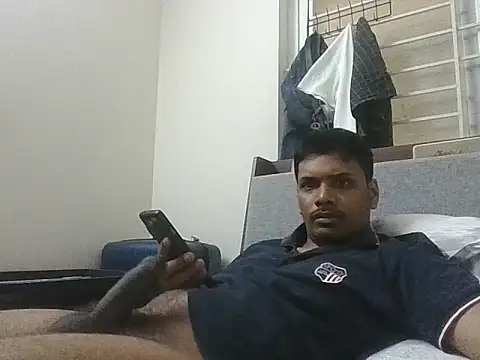 Snapshot of Bakasur_19 chatting on 04.27.26 Bakasur 19 online show from 04.27.26
