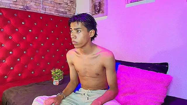 camilo nom online show from 09.19.25