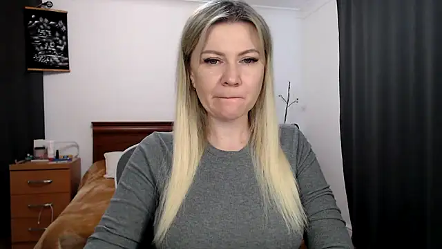 ParadiseAlina online show from 05.15.26