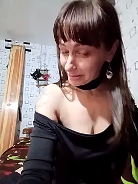 Lietta  online show from 12.15.25