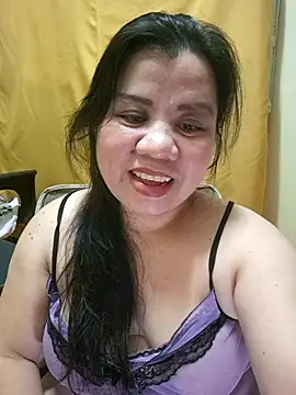 hotlyn45 online show from 10.21.25