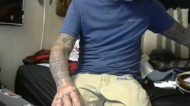 Snapshot of crassanova chatting on 03.13.26 crassanova online show from 03.13.26