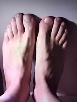 Snapshot of franckrigogne chatting on 02.19.26 franckrigogne online show from 02.19.26