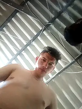 Snapshot of arrecho25cm chatting on 09.26.25 arrecho25cm online show from 09.26.25