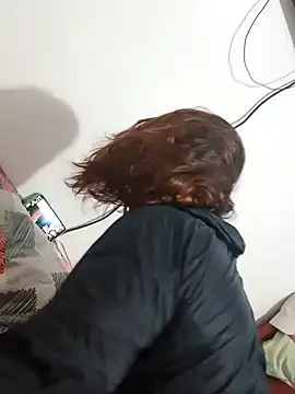 Snapshot of Marizoka chatting on 09.21.25 Marizoka online show from 09.21.25