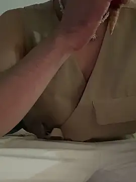 Snapshot of anhkiet_huang chatting on 09.20.25 anhkiet huang online show from 09.20.25