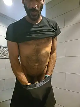 GuyInNY online show from 11.19.25