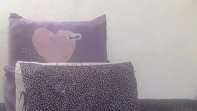 YummyDoll25 online show from 09.17.25