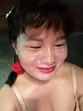 Snapshot of kute-00 chatting on 09.22.25 kute-00 online show from 09.22.25