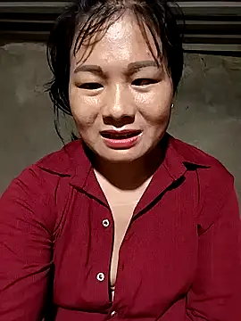 Snapshot of kute-00 chatting on 10.07.25 kute-00 online show from 10.07.25