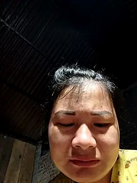 Snapshot of kute-00 chatting on 10.16.25 kute-00 online show from 10.16.25