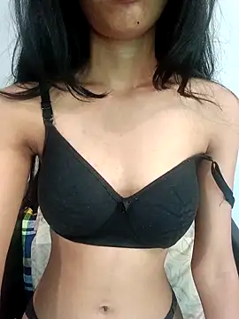 Daizy Shah online show from 12.01.25