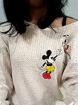 Daizy Shah online show from 02.20.26