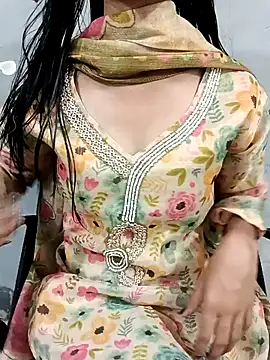 Daizy Shah online show from 05.10.26