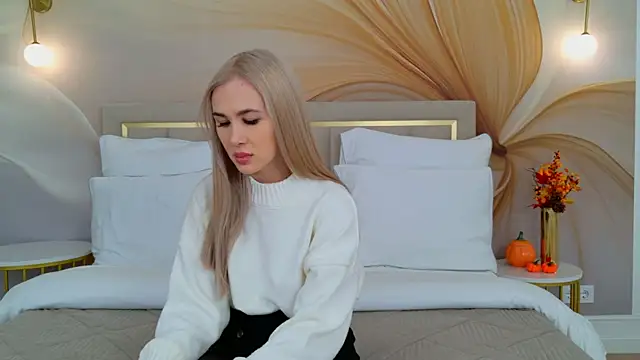 BarbieMilne online show from 10.04.25