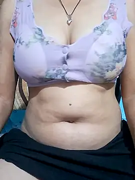 Snapshot of Your-sweety chatting on 10.01.25 Your-sweety online show from 10.01.25