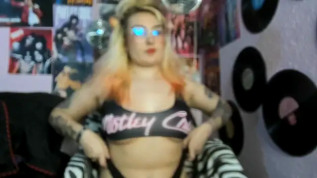 Avril Maria online show from 03.26.26