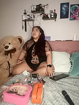 kendra lil evill online show from 10.17.25