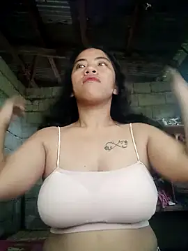 Snapshot of Yapsyxx chatting on 09.29.25 Yapsyxx online show from 09.29.25