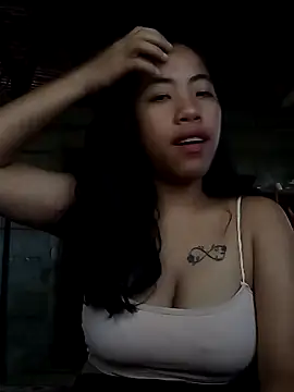 Snapshot of Yapsyxx chatting on 10.21.25 Yapsyxx online show from 10.21.25