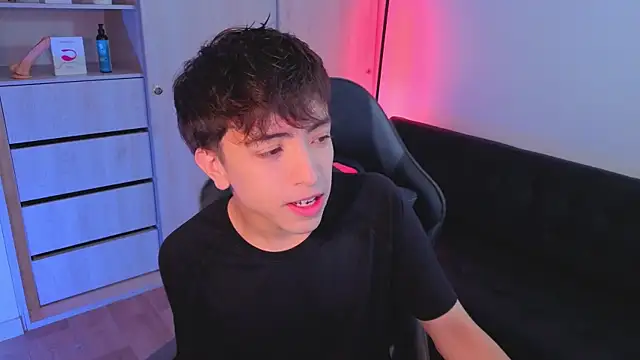 onlinenico online show from 10.03.25