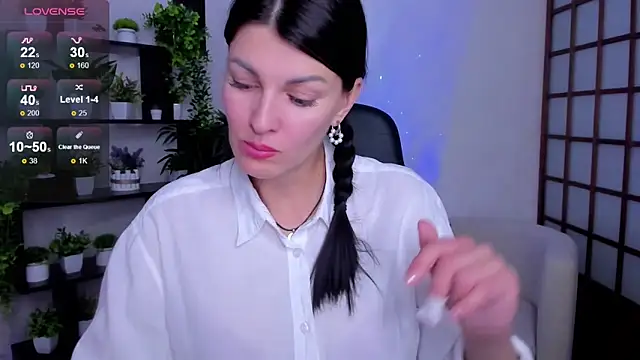 Snapshot of O1d_Lady chatting on 10.02.25 O1d Lady online show from 10.02.25