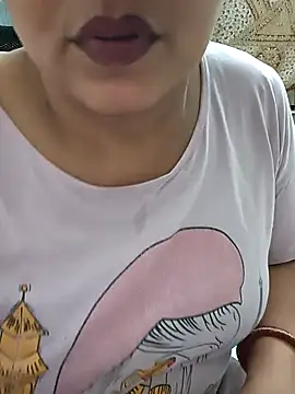 Snapshot of angel_ridhi chatting on 09.23.25 angel ridhi online show from 09.23.25