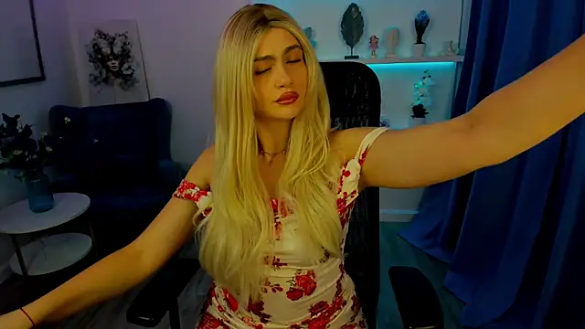 LeslieMineg online show from 09.22.25