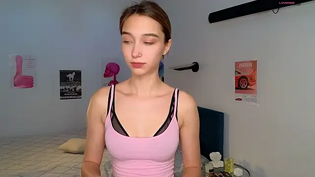 Snapshot of vixinp chatting on 09.30.25 vixinp online show from 09.30.25