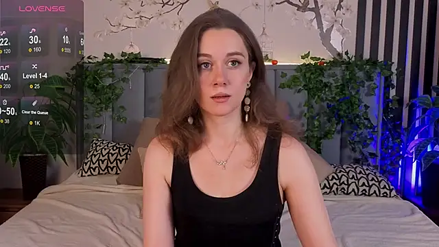 SkyHelen online show from 11.19.25