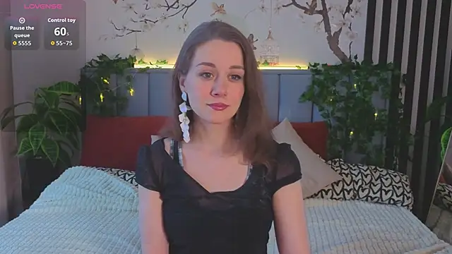 SkyHelen online show from 02.02.26