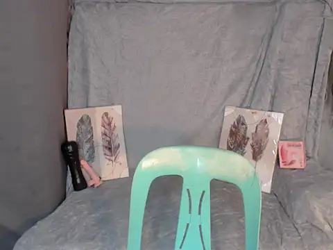 Snapshot of SerenityFoxx chatting on 10.25.25 SerenityFoxx online show from 10.25.25