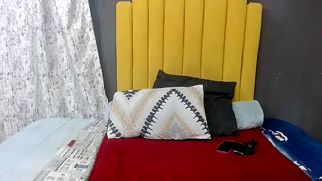 Snapshot of Tallatoya chatting on 09.20.25 Tallatoya online show from 09.20.25