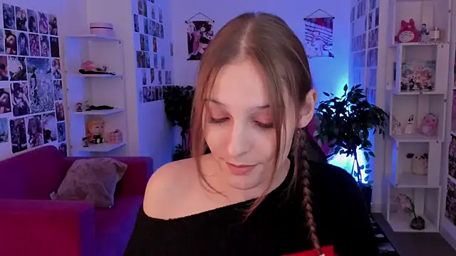 JenniferKiim online show from 09.17.25