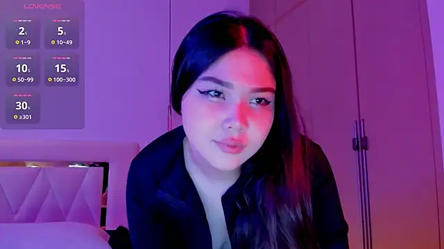 yummmymommy online show from 09.18.25