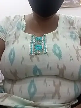 Snapshot of Rakhi_sawant143 chatting on 09.16.25 Rakhi sawant143 online show from 09.16.25