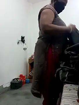 Snapshot of Rakhi_sawant143 chatting on 10.29.25 Rakhi sawant143 online show from 10.29.25