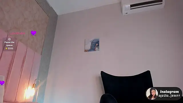 Snapshot of agatha_jener chatting on 04.05.26 agatha jener online show from 04.05.26